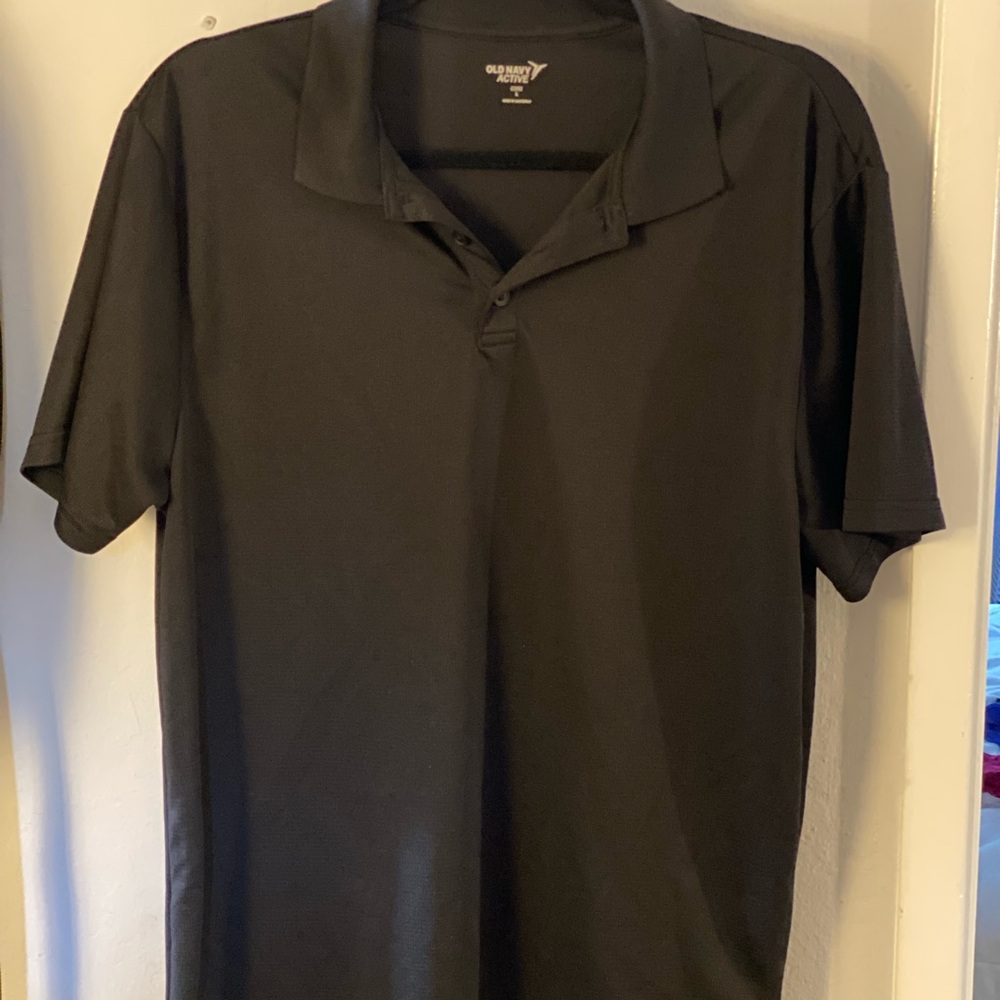 Old Navy Men’s shirt. Like new